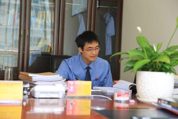 雅安日报 冉霏.jpg