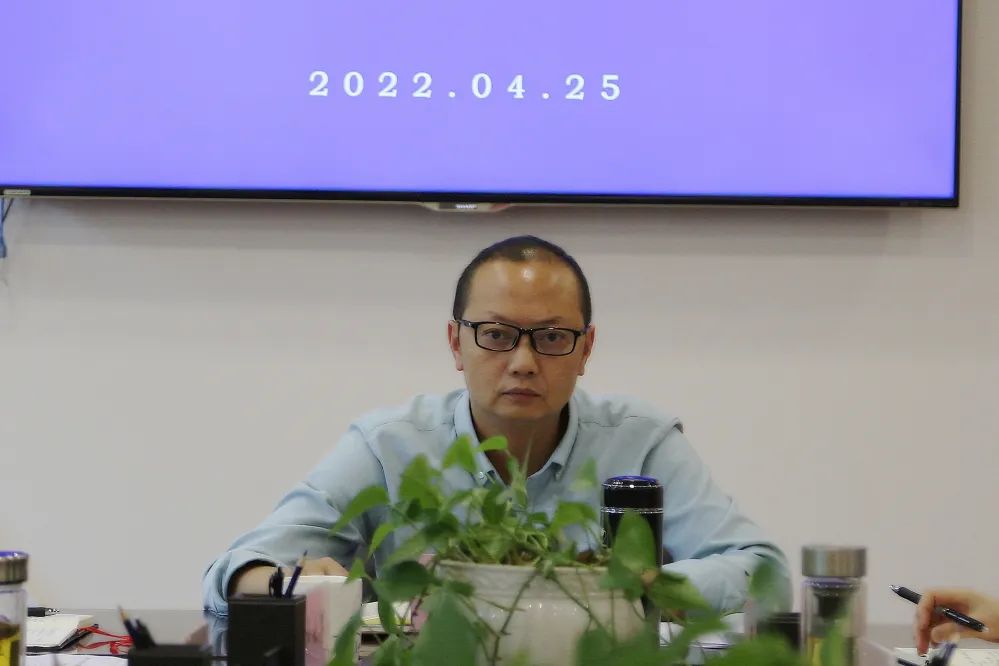 【转树作抓】石棉县人民检察院召开党风廉政建设专题工作会议