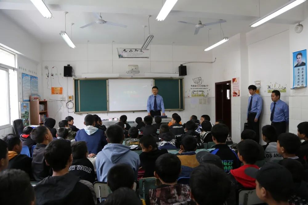 【新时代检察宣传周】保护少年的你 石棉县人民检察院在行动